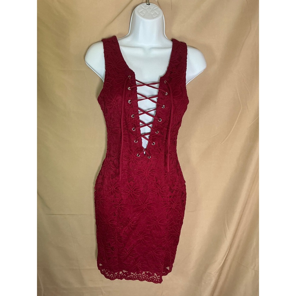 Burgundy Floral LaceBodycon Dress Womens Small Red Excellent Lace Up Mini V Neck